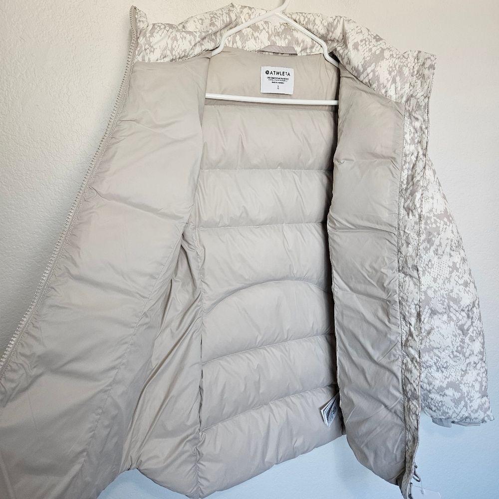 NWT Athleta | Downtown Puffer Python Seasalt Print PufferDown Jacket Women Large - Picture 9 of 11